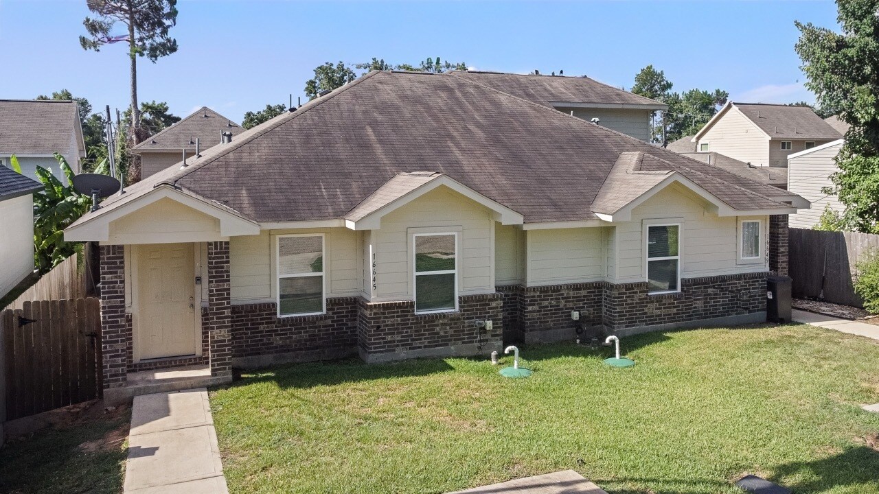 Building Photo - 16645 E Forrestal