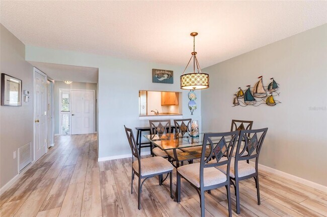 Building Photo - 1343 Perico Point Cir