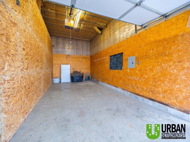 Building Photo - You will love this farmhouse on acreage