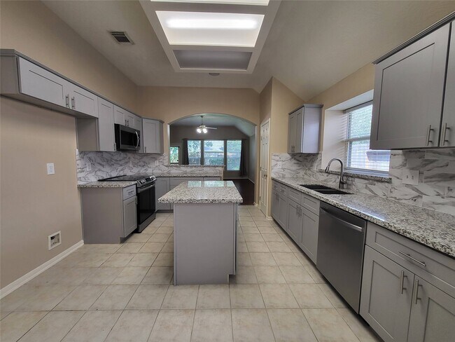 Building Photo - 3218 Markstone Ct