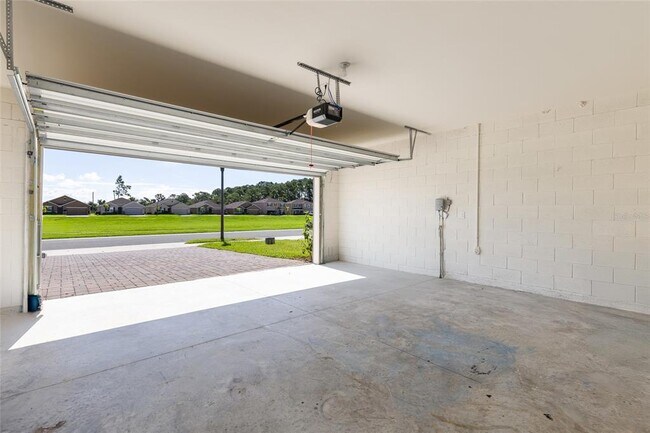 Building Photo - 747 Lazio Cir