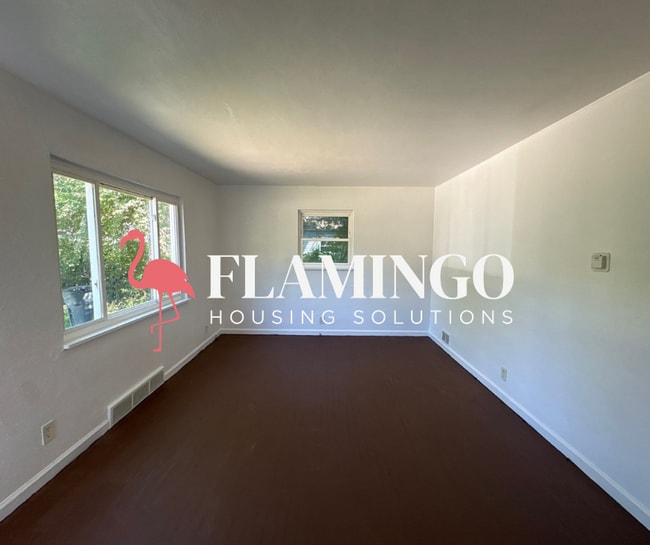 Building Photo - 216 N Ardmore Ave