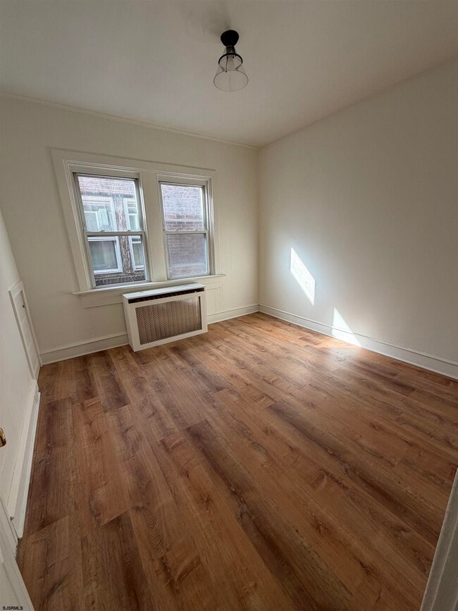 Building Photo - 3812 Ventnor Ave