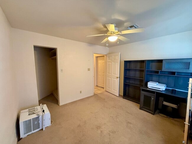 Building Photo - 11785 Calle Gaudi