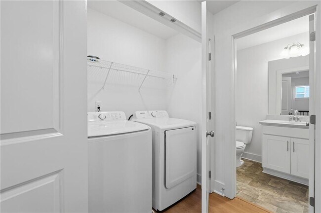 Building Photo - 6405 Shalks Xing Dr