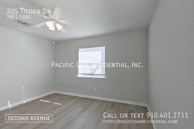 Building Photo - LIMITED TIME: $750 off second month’s rent...