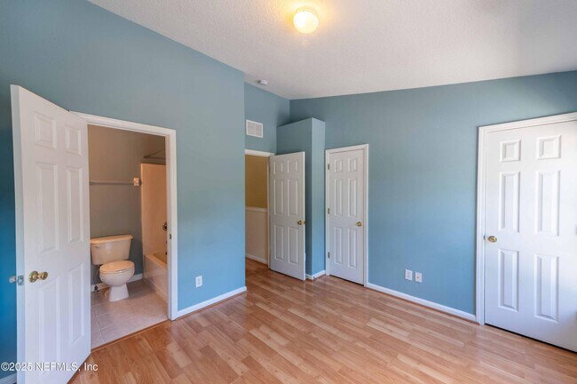 Building Photo - 3483 Lone Tree Ln