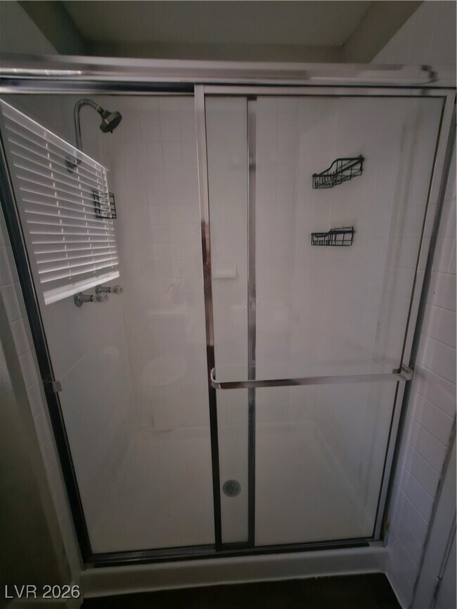 Building Photo - 6764 Groveview Ln