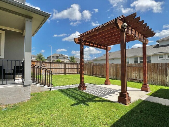 Building Photo - 2904 Sage Ranch Dr