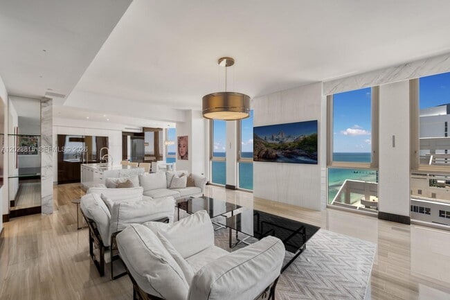 Building Photo - 17749 Collins Ave