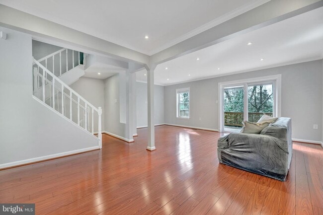 Building Photo - 7826 Mt Woodley Pl