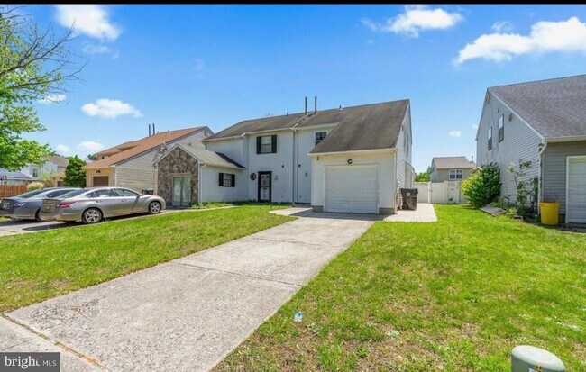 Building Photo - 64 Hampton Gate Dr