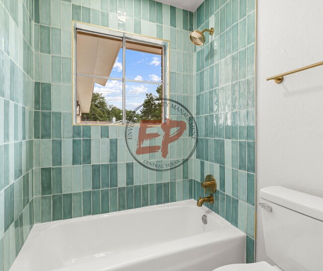 Building Photo - 6407 Landmark Dr