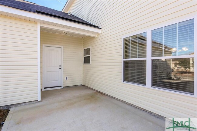 Building Photo - 505 Potter Stone Square