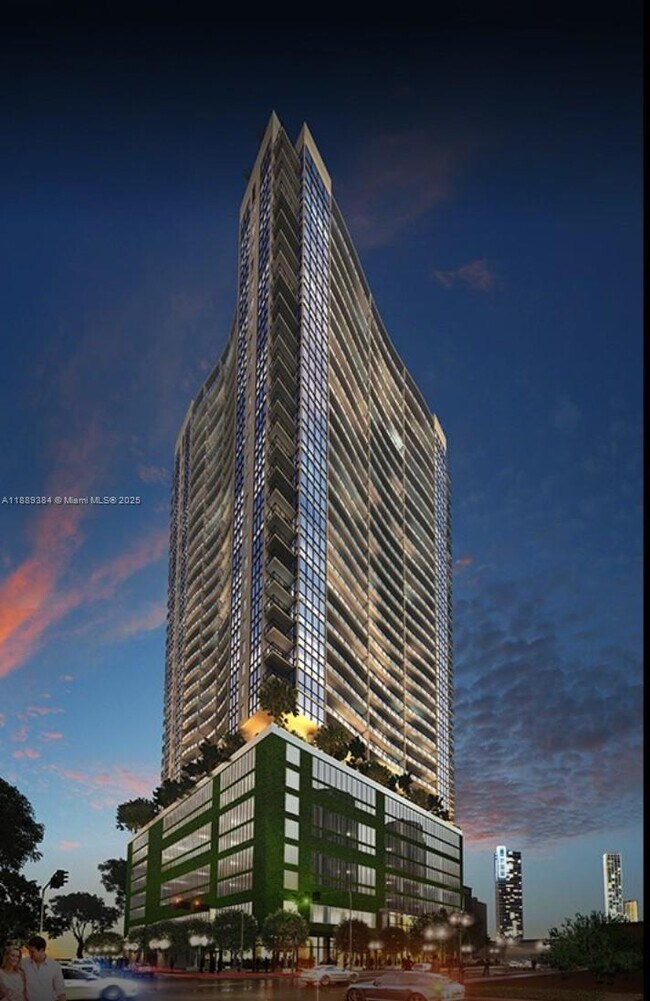 Building Photo - 1600 NE 1st Ct