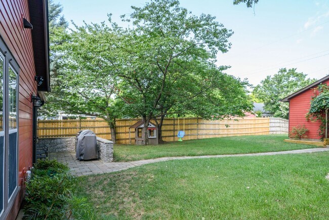Building Photo - Renovated Historic Craftsman in East Nashville | 4 Bedrooms, 2-Car Garage & Outdoor Living