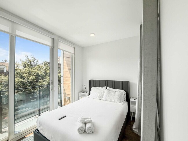 Building Photo - 1240 Cadwallader St