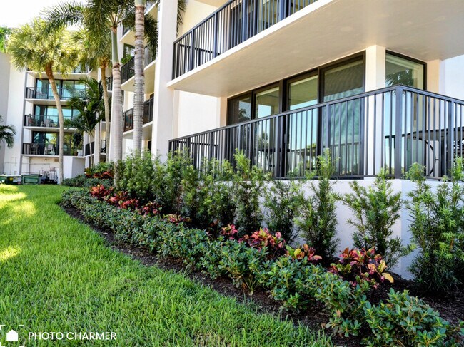 Building Photo - 1301 River Reach Dr