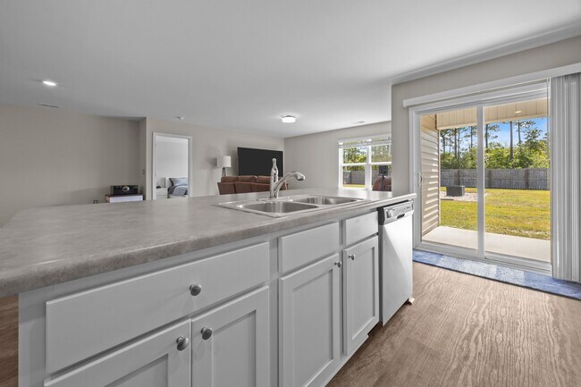 Building Photo - 186 Everett Yopp Dr