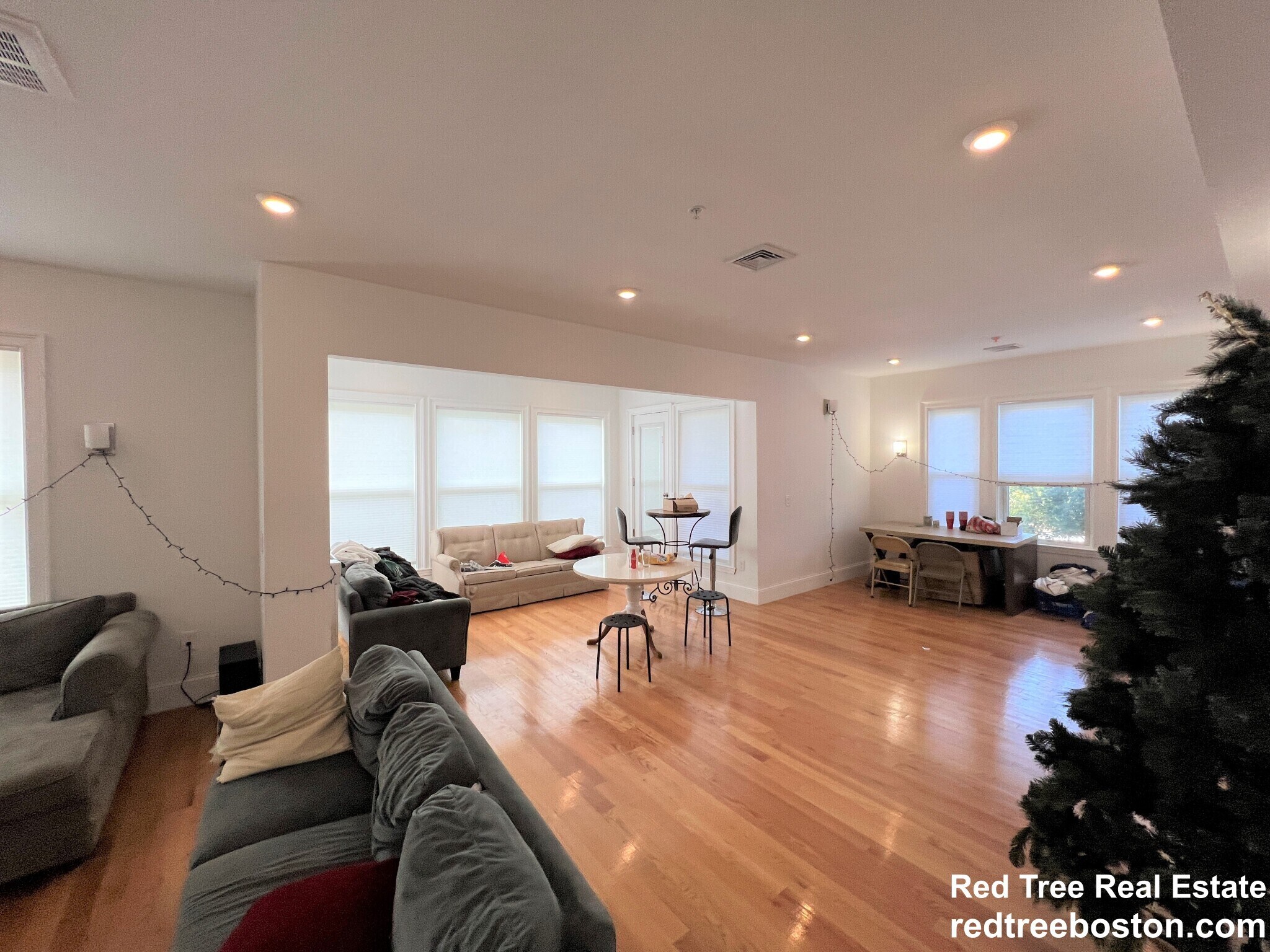 Building Photo - 1778 Commonwealth Ave