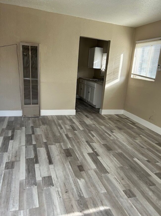 Building Photo - 1171-1173 ALAMOS AVE