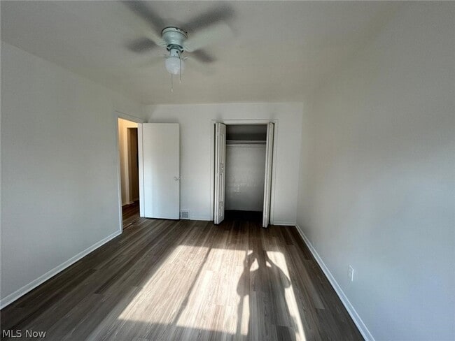 Building Photo - 2236 W 103rd St