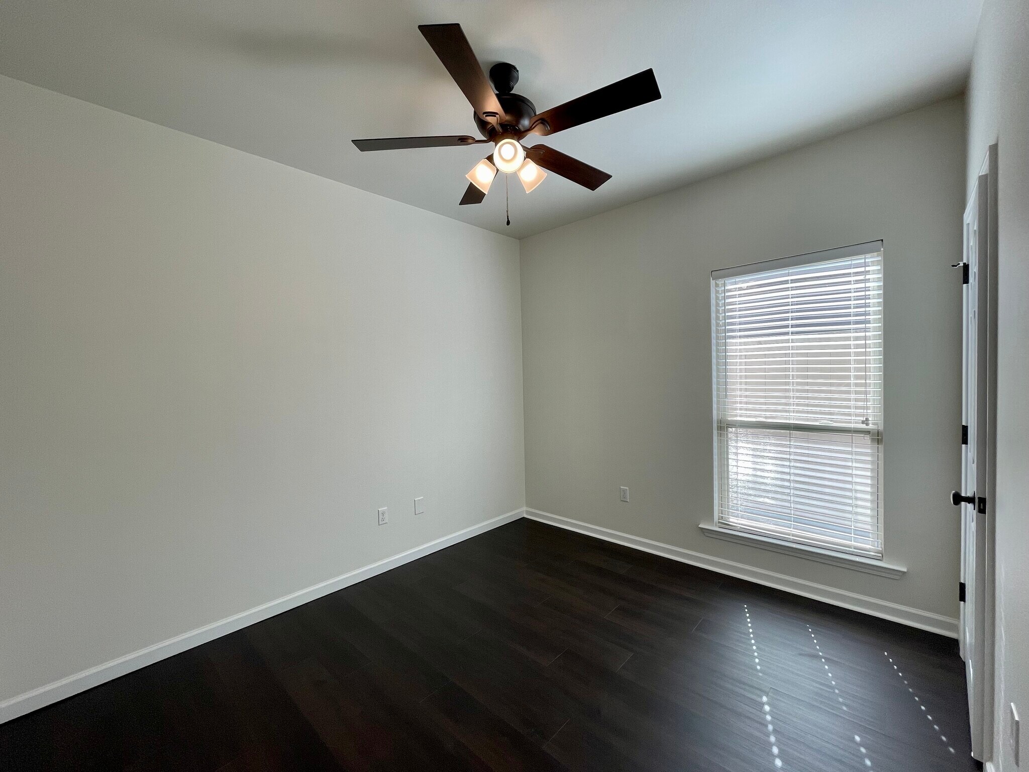 Building Photo - 15452 Oakstone Dr