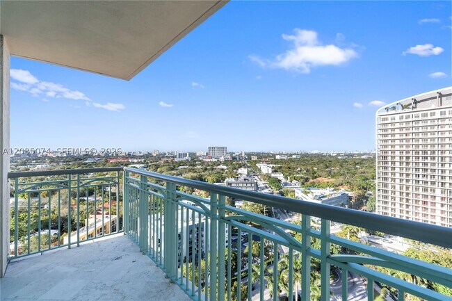 Building Photo - 3350 SW 27th St