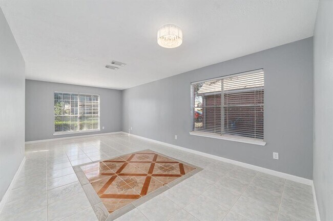 Building Photo - 5530 Imperial Grove Dr