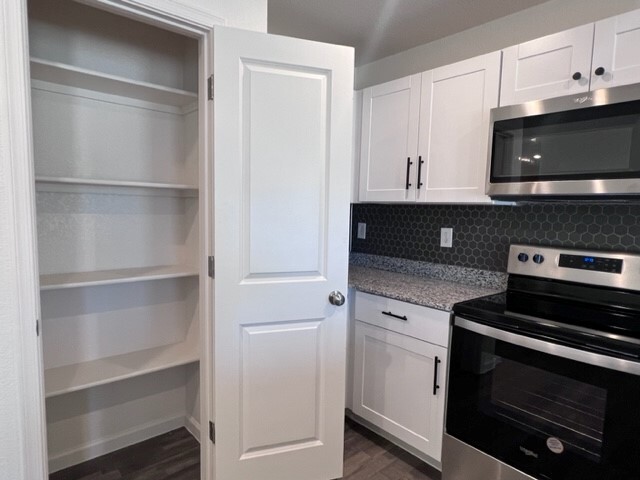 Kitchen pantry - 5545 S Havasu Creek Rd