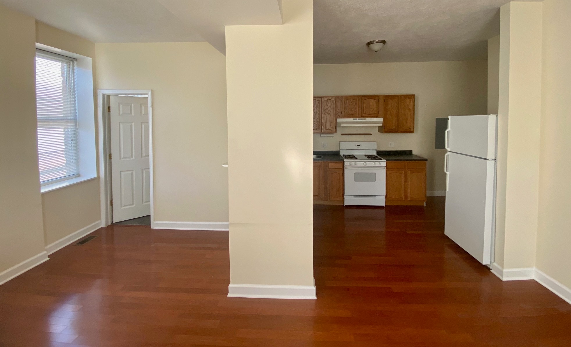 Kitchen / sitting area door to bathroom #1 - 1152 W 19th Pl