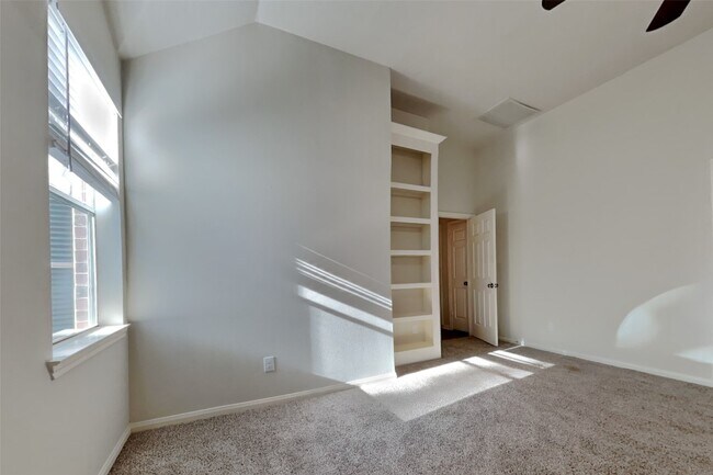 Building Photo - 20626 Whiteberry Ct