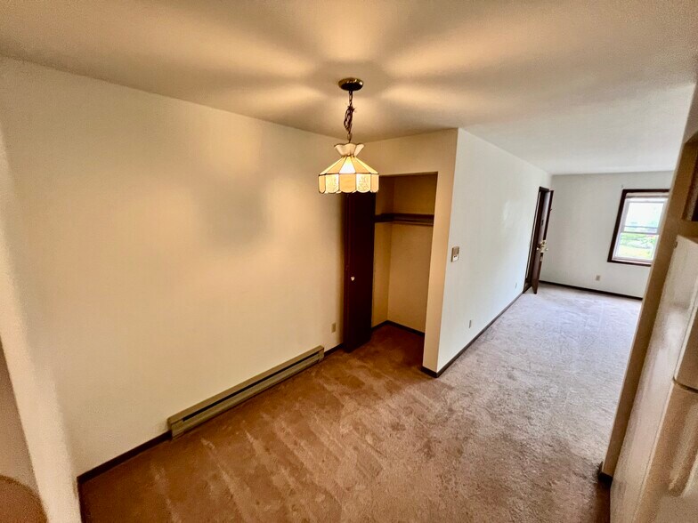 Dining and Living - 3176 Ridgeway Ave