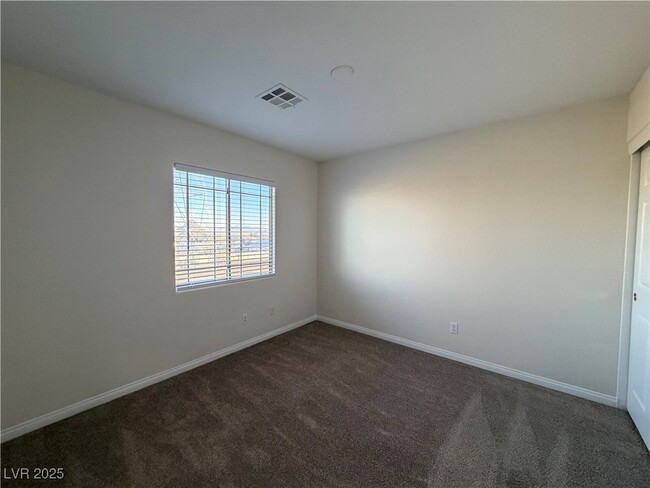 Building Photo - 287 Red Eucalyptus Dr