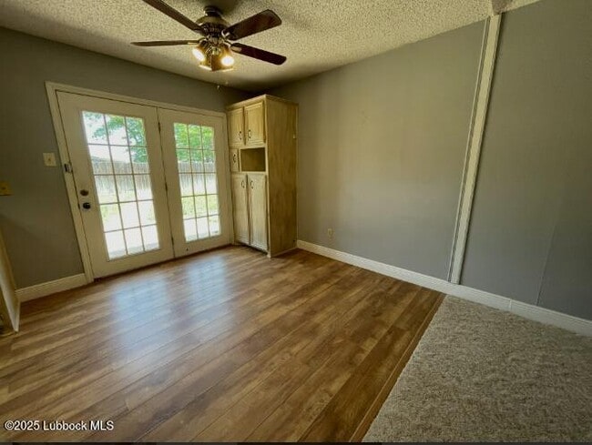 Building Photo - 5730 Dartmouth Dr