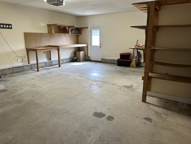 Building Photo - 134 Annie Rd