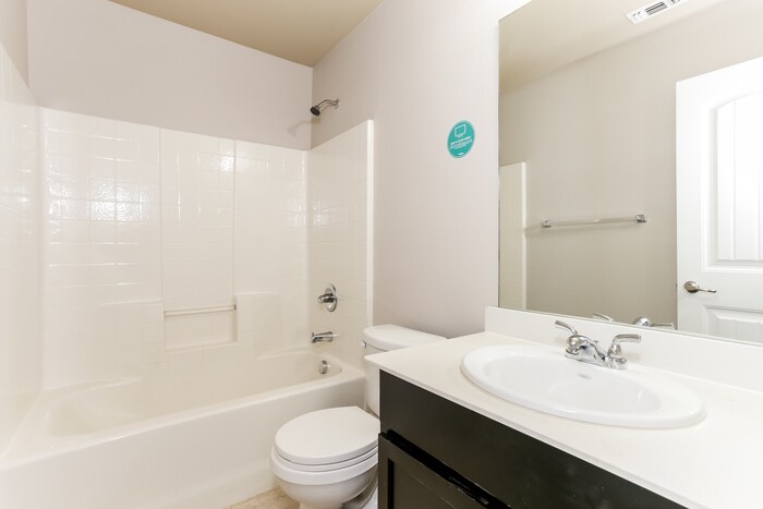 Building Photo - 9124 Abaco Way
