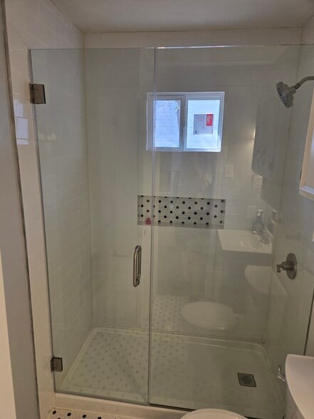 Building Photo - 10922 Myrtice Dr