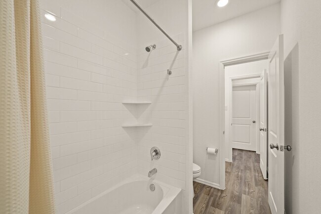 Building Photo - 3019 Live Springs Ct