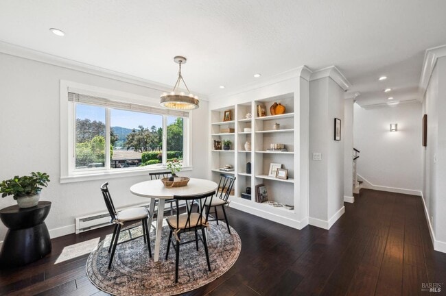 Building Photo - 490 S Eliseo Dr
