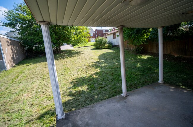 Building Photo - 5407 Halchess St