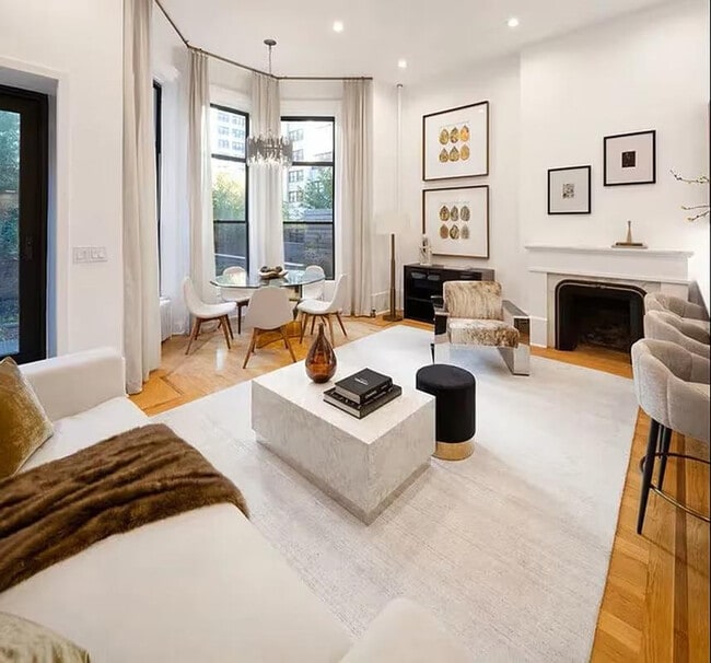 Building Photo - 543 3rd Ave