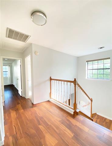 Building Photo - 10905 Wintergreen Hill