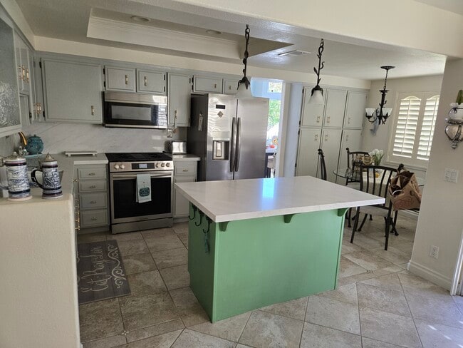 Kitchen - 1446 Portofino Dr