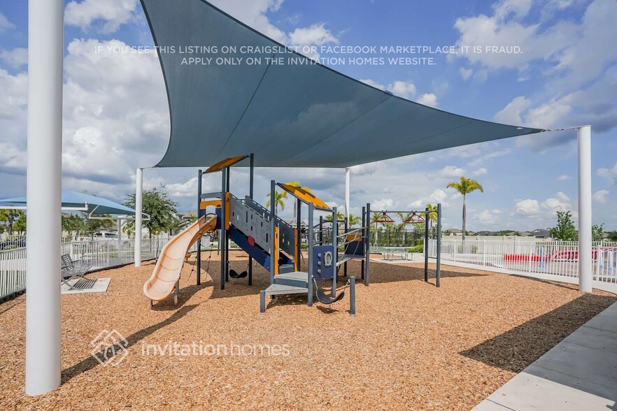 Building Photo - 7257 King Crk Dr