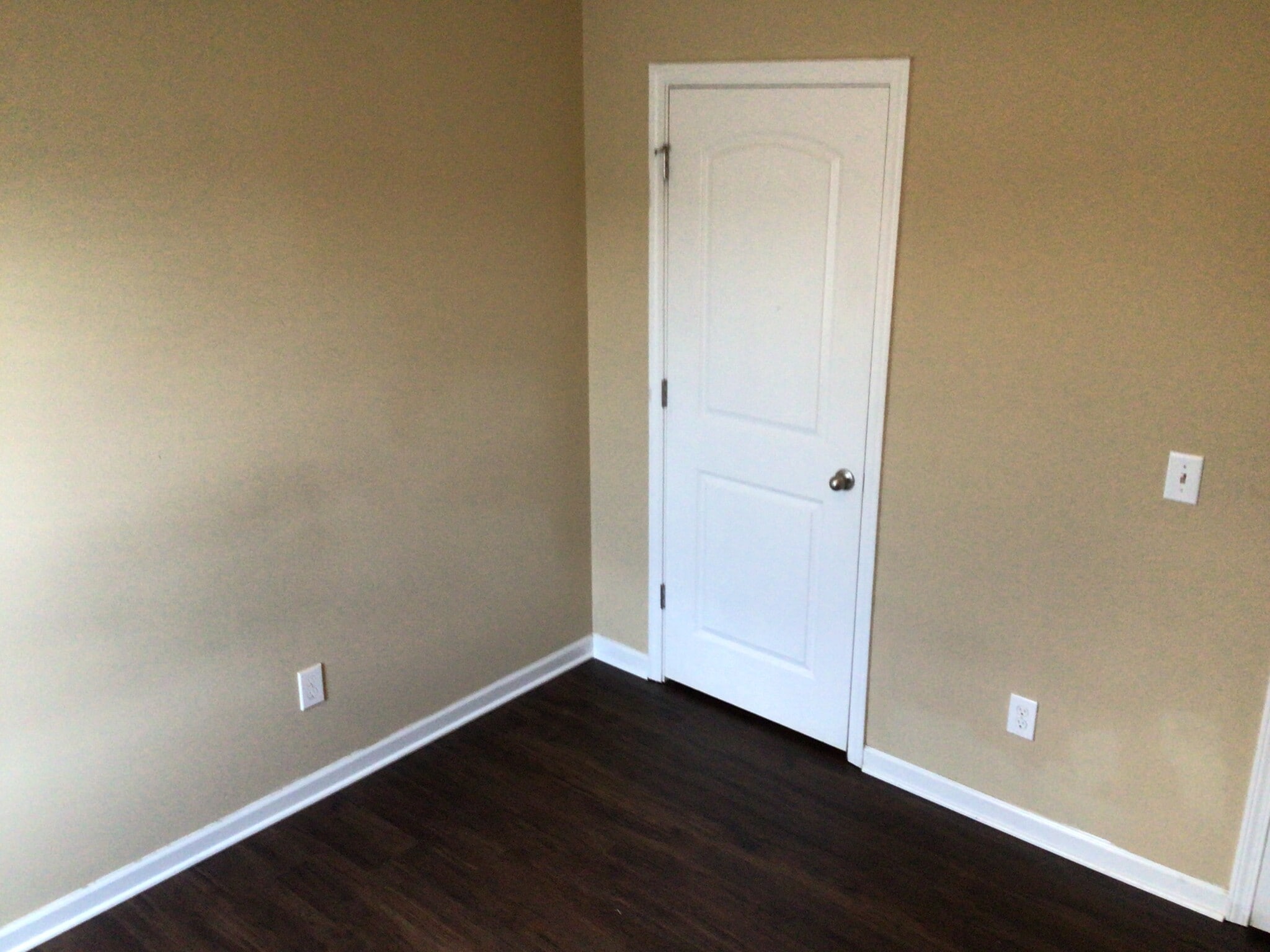Building Photo - 922 Wolfpack Way