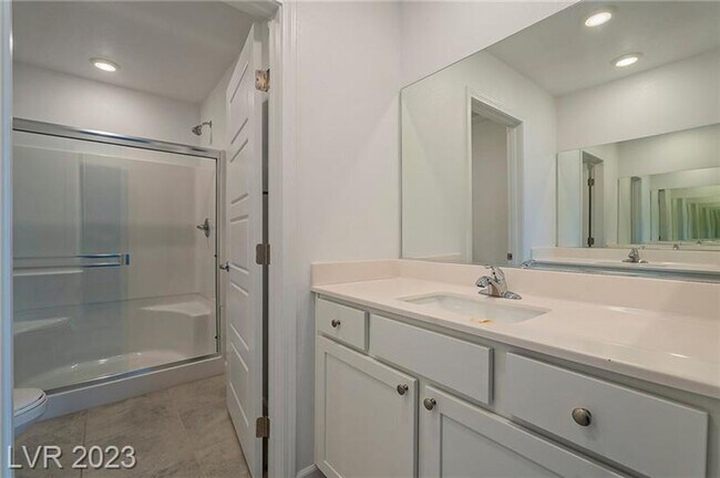 Building Photo - Charming Retreat in 89011