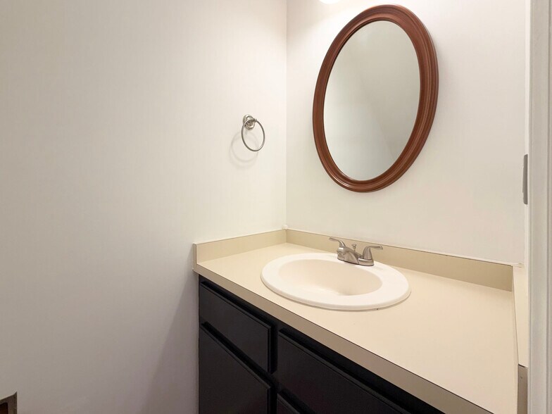 Building Photo - 110 Waltons Creek Rd