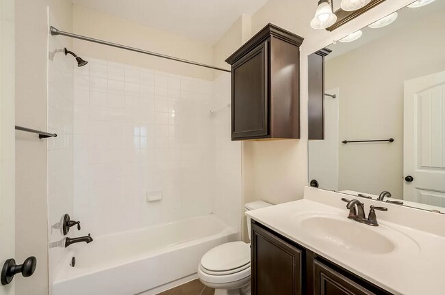 Bathroom - first floor - 7320 Colina Vista Loop
