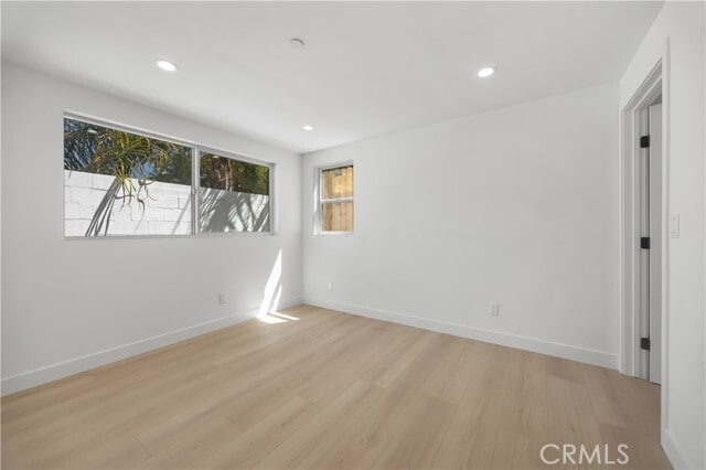 Building Photo - 4513 Rosewood Ave